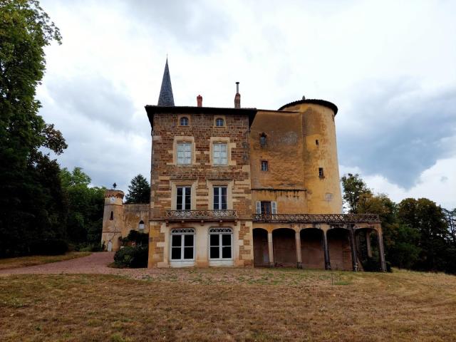 2. Château de Saint-Point
