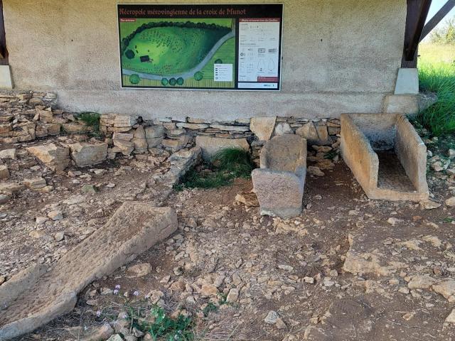 2. Merovische necropolis Curtil-sous-Burnand