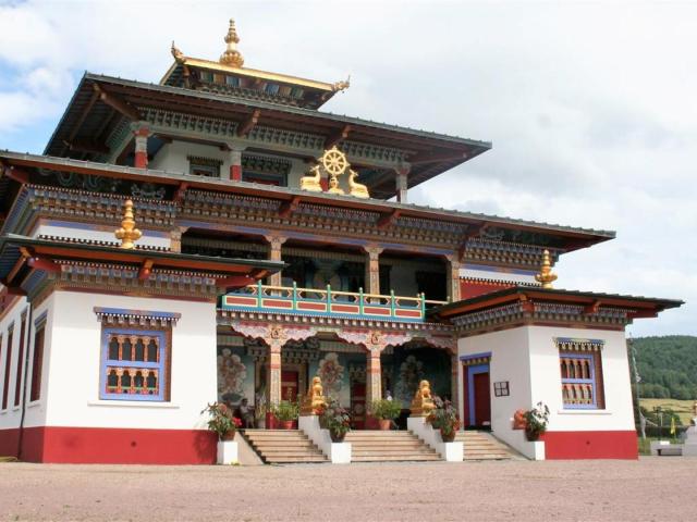 4. Boeddhistisch klooster La Boulaye