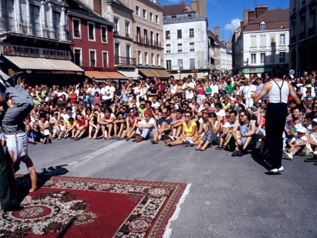 6. Chalon dans la Rue