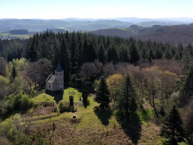 1. Chapelle du Banquet (Mhère)