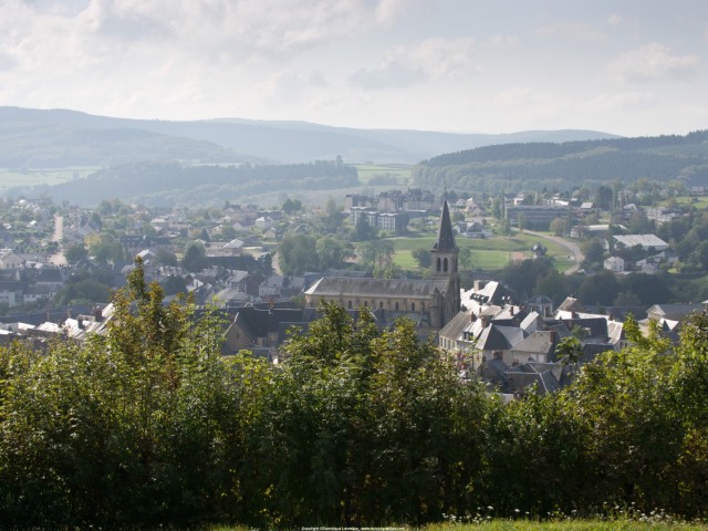 2.  Calvaire de Château-Chinon