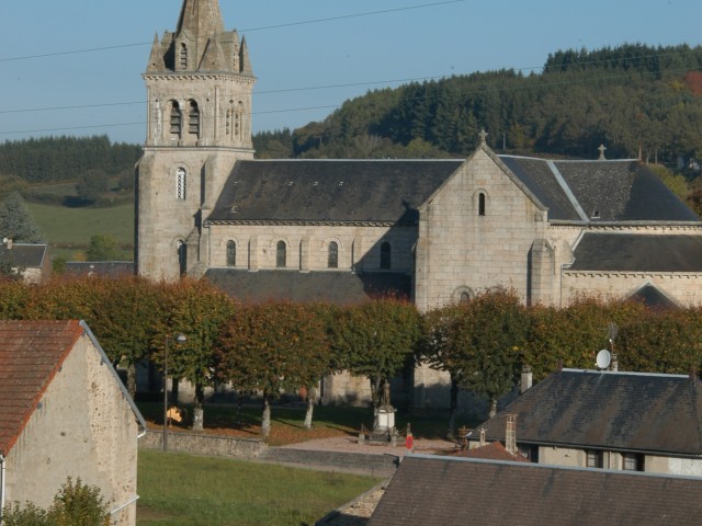 6. Kerk Dun-les-Places