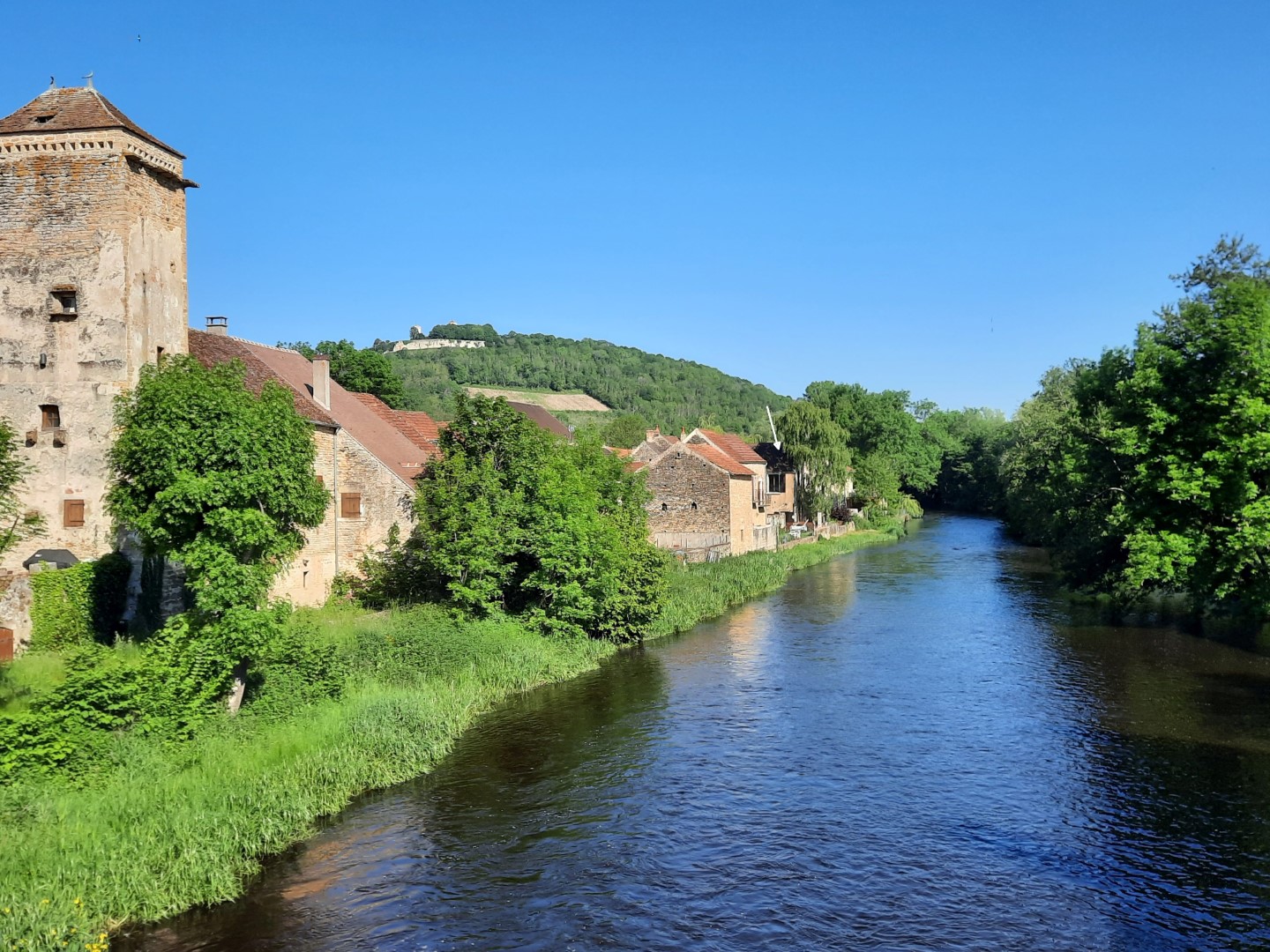 Cure Rivier Ontdek voor uw vakantie in Bourgondië de Nederlandstalige gîtes en ...