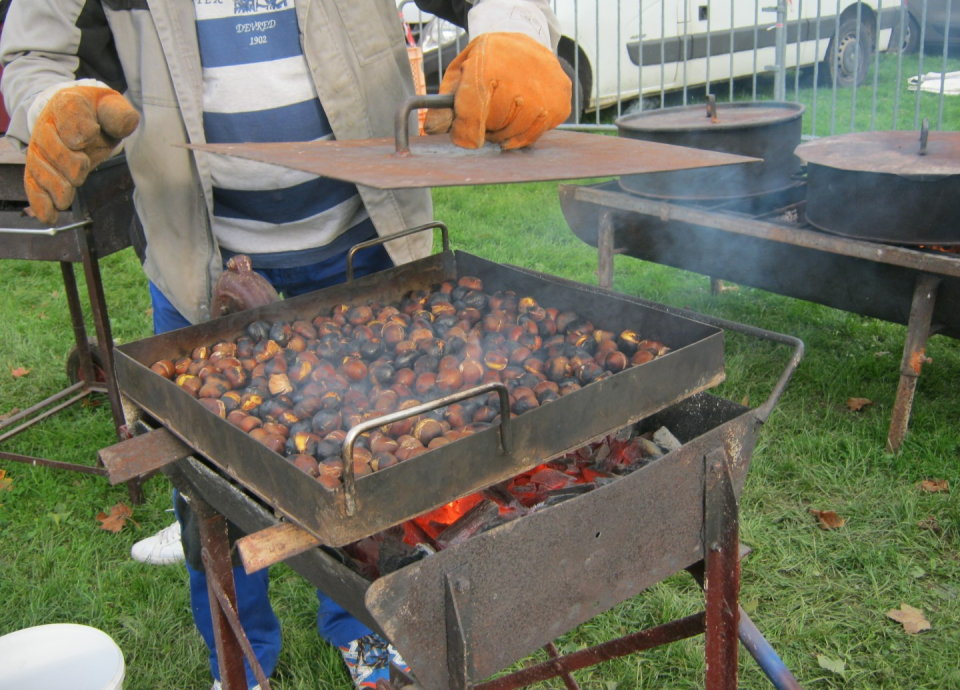 Kastanjefeest Quarré-les-Tombes