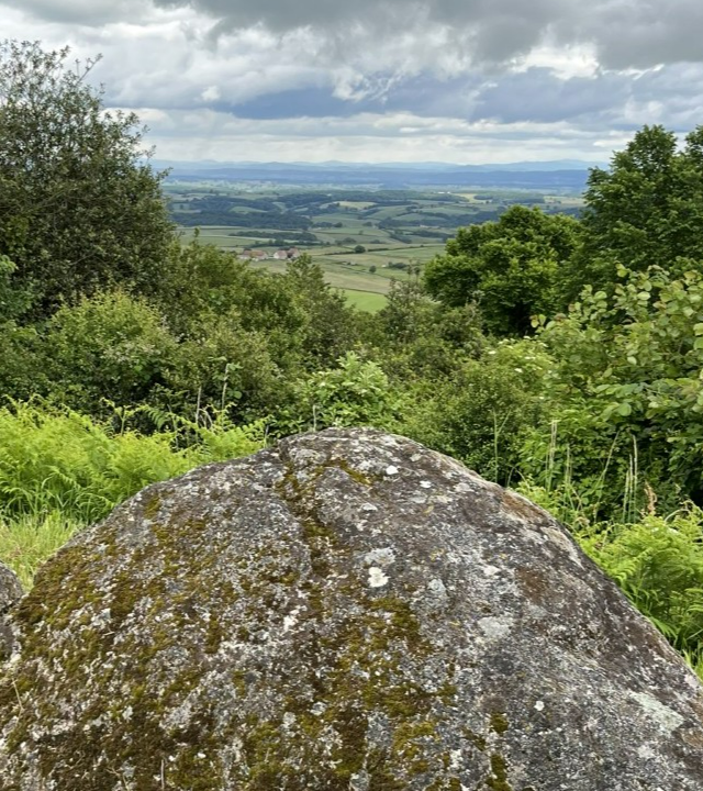 Dettey, een balkon van de Morvan