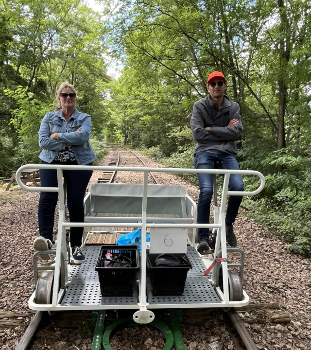 Fietsen over het spoor
