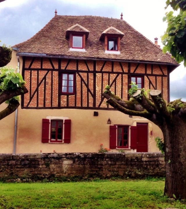 Jan’s Place in Burgundy