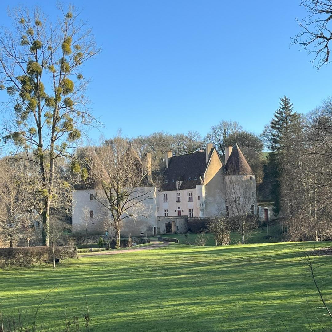 Kasteeltuin en kapelletje van Corbelin