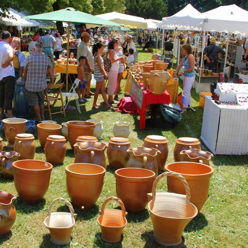 Pottenbakkersmarkt Saint-Sauveur