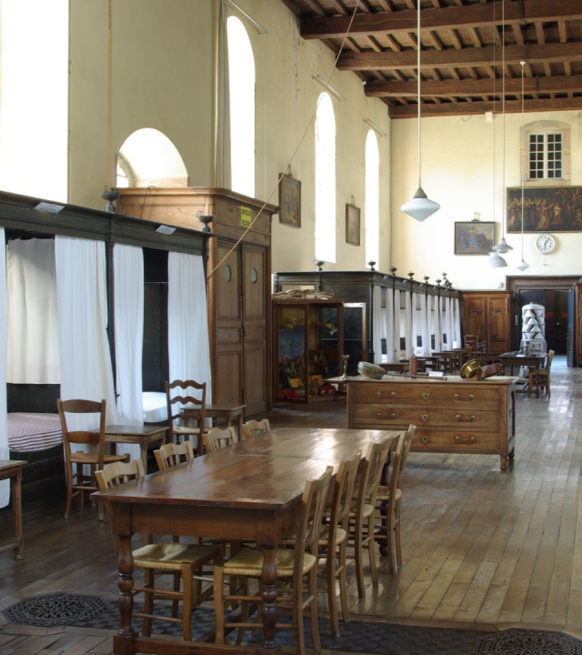 Hospitaals en apotheken