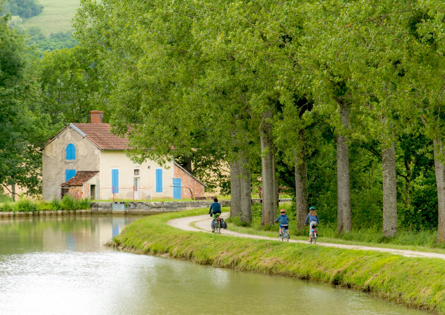 Tour de Bourgogne V51-1, Canal de Bourgogne
