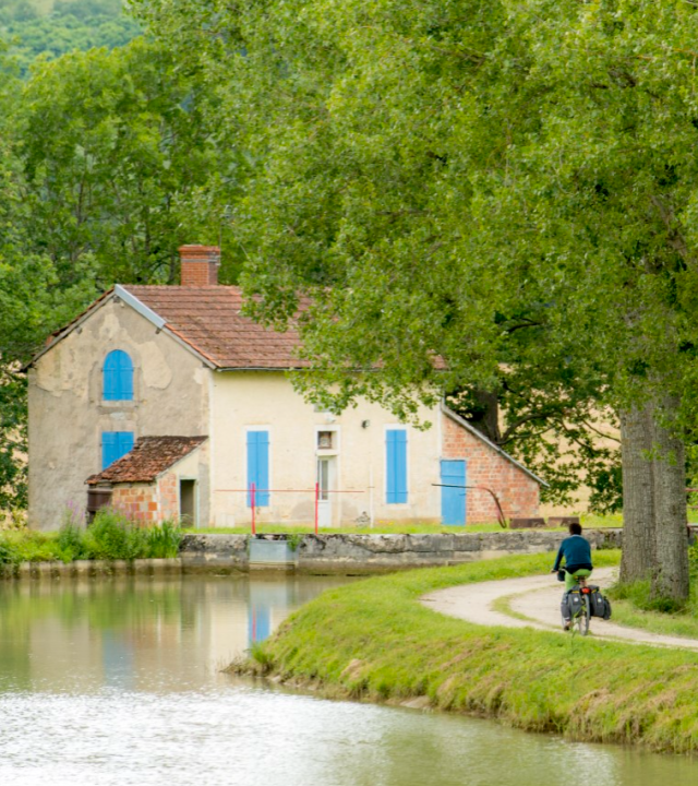 Tour de Bourgogne V51-1, Canal de Bourgogne