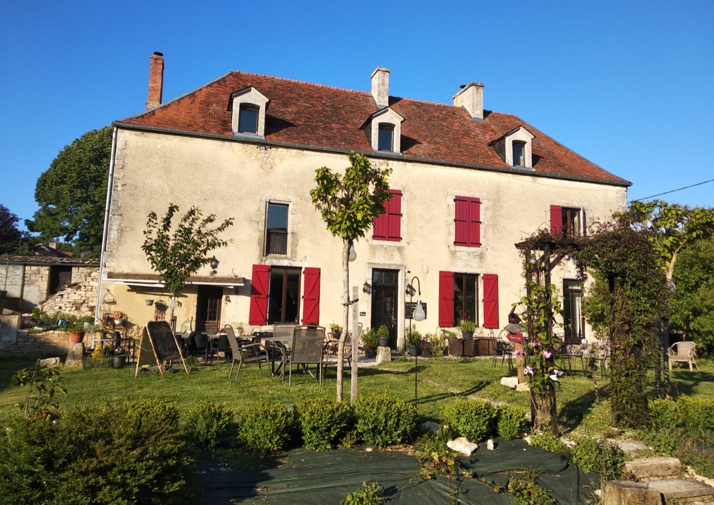 Le Petit Bonheur 21