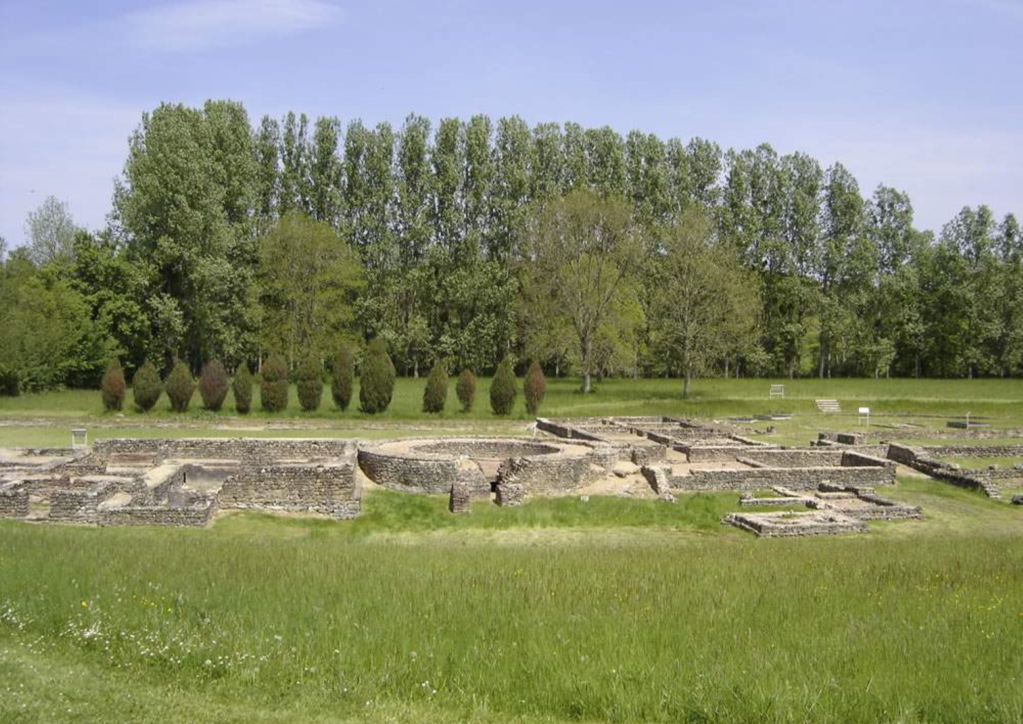 Zoutwaterbronnen en thermen Fontaines Salées
