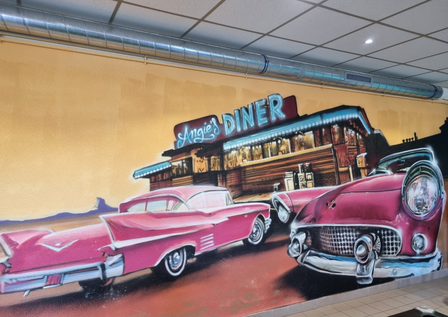 Angie’s Burger (fastfood)