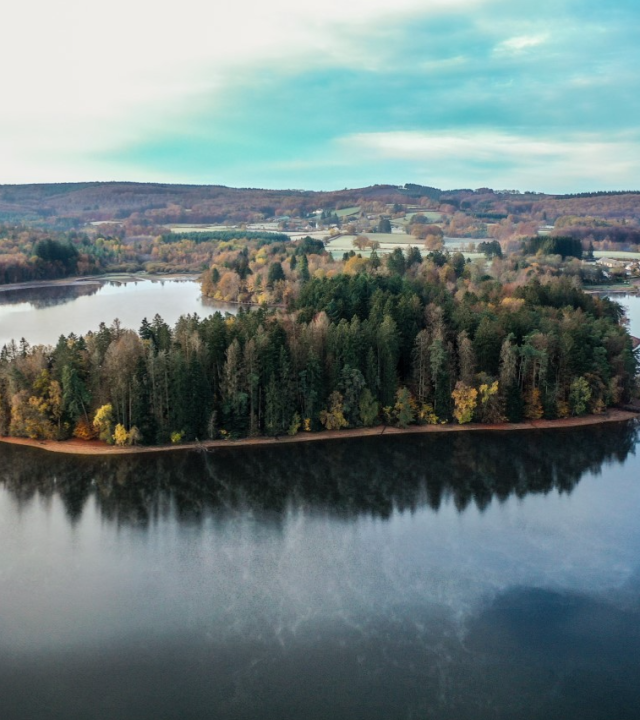 Rond het Meer van Chaumeçon