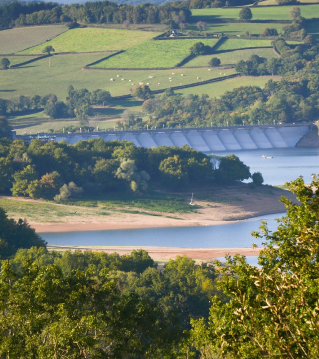 Meer van Pannecière en compensatiemeer