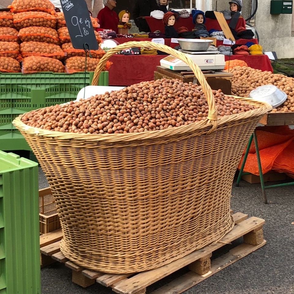 Kastanjemarkt Saint-Léger-sous-Beuvray