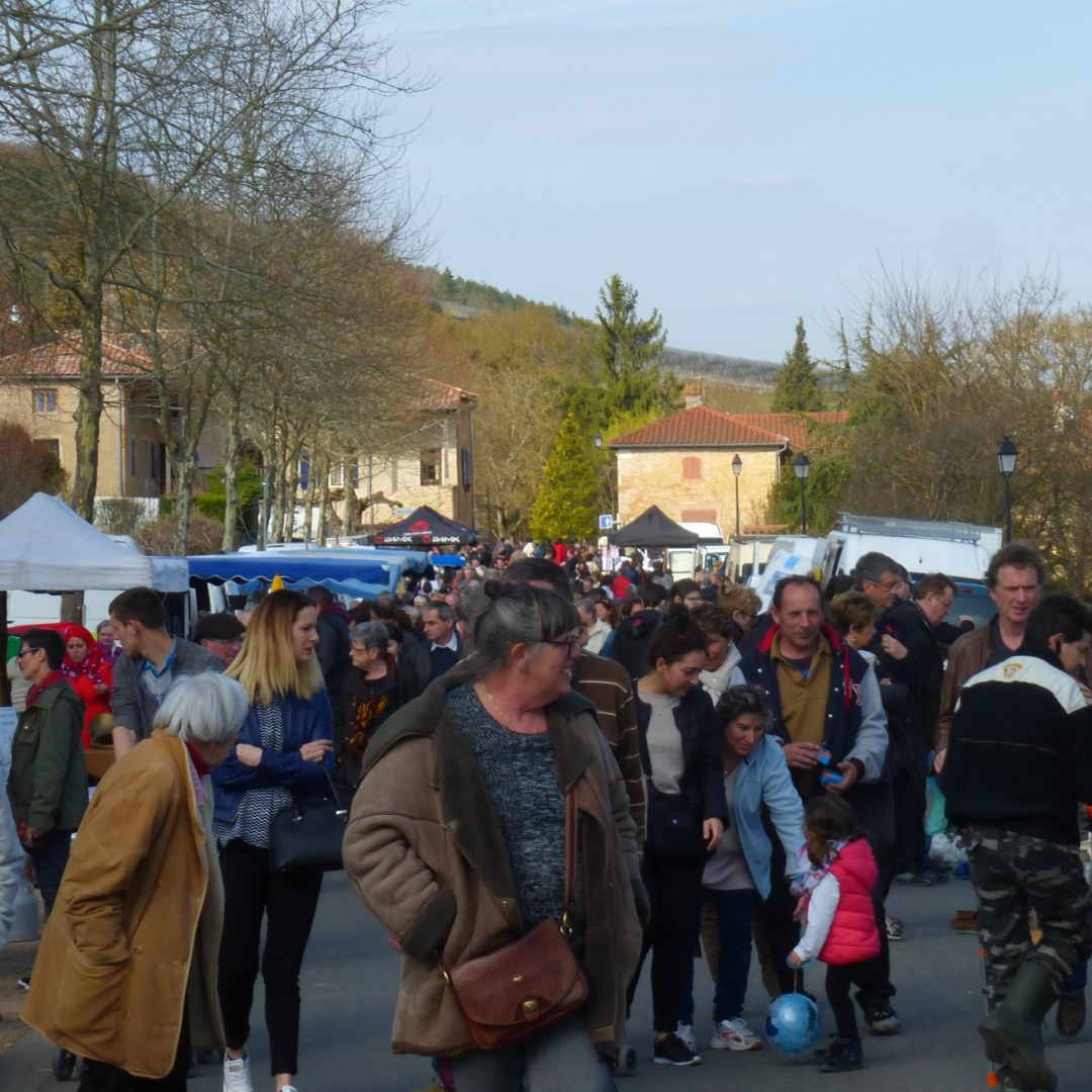 Brocante- en rommelmarkt Azé