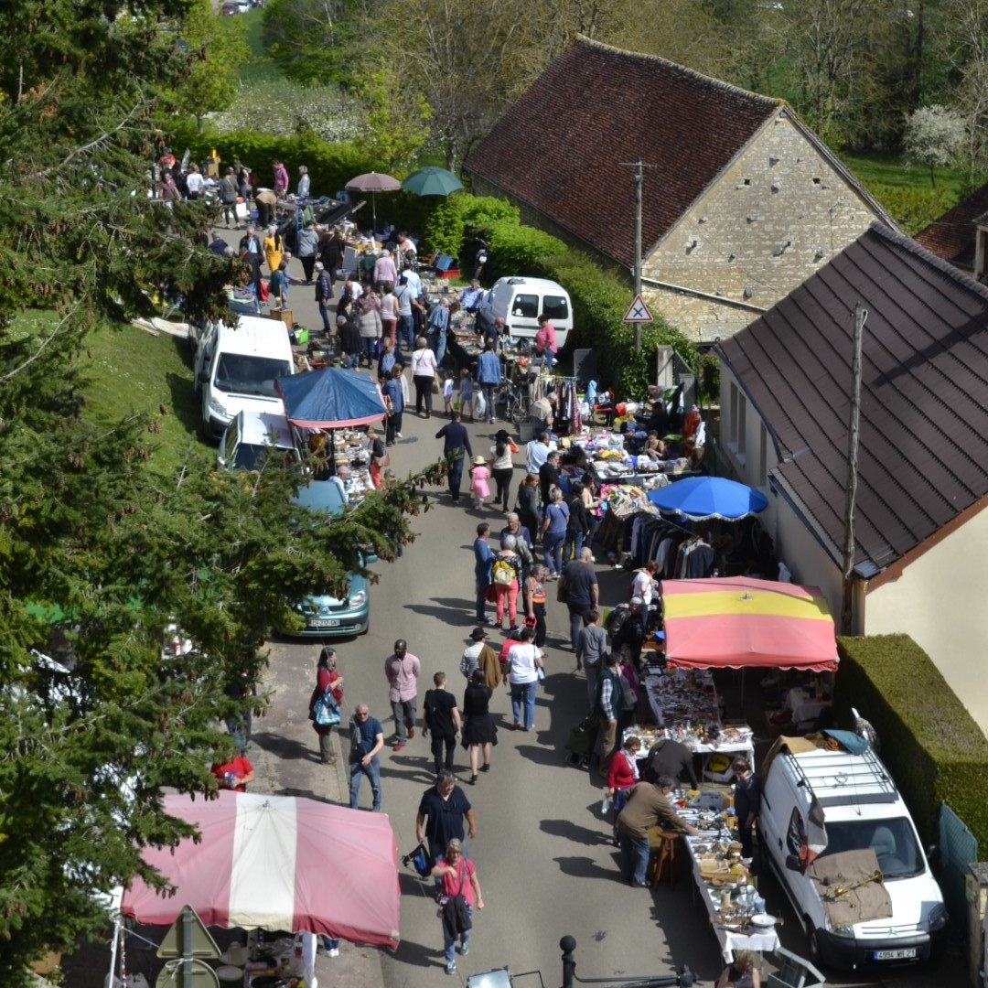 Brocante- en rommelmarkt Pourrain