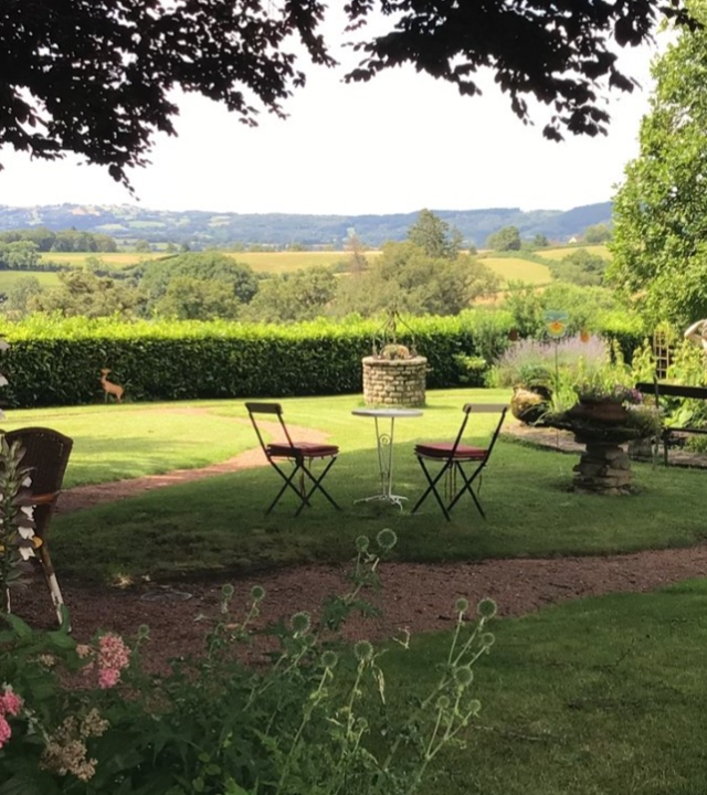 Theetuin Brocantique Maison Bariolée