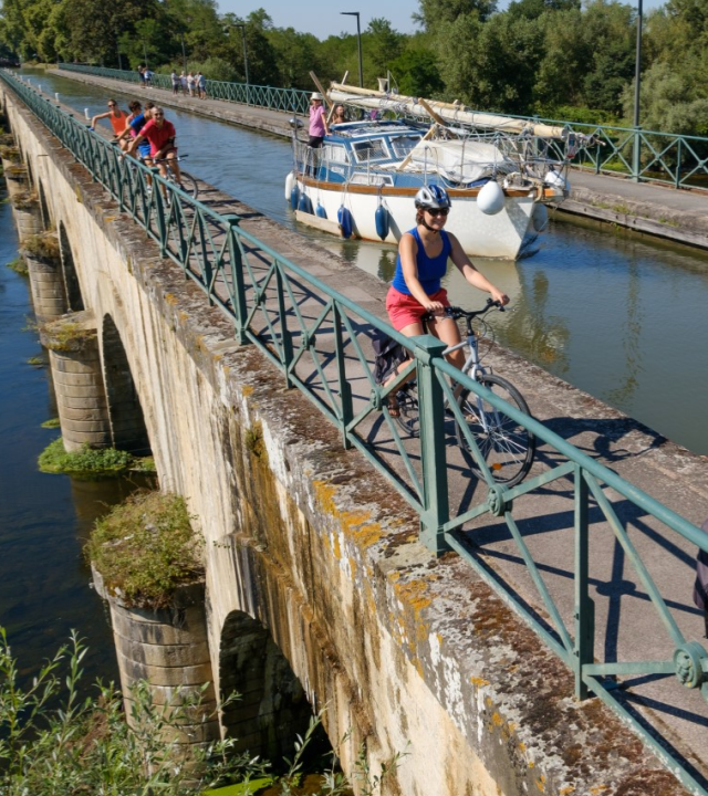 Kanaalbrug Digoin