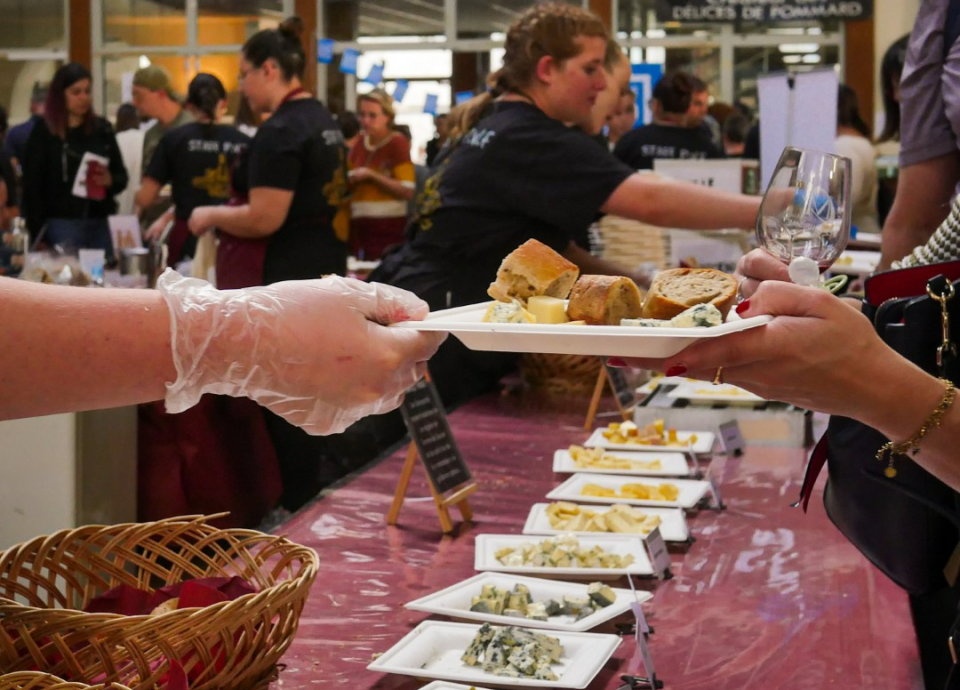 Pains, vins, fromages